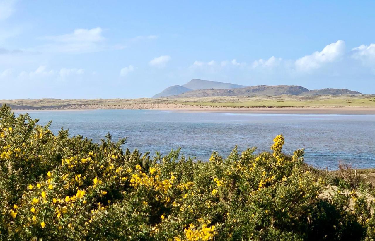 Bed and Breakfast Derrynane Bay House Кэрданиел Экстерьер фото