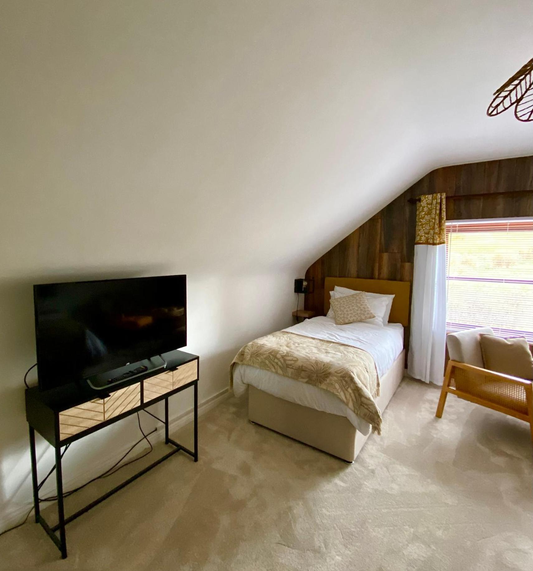 Bed and Breakfast Derrynane Bay House Кэрданиел Экстерьер фото